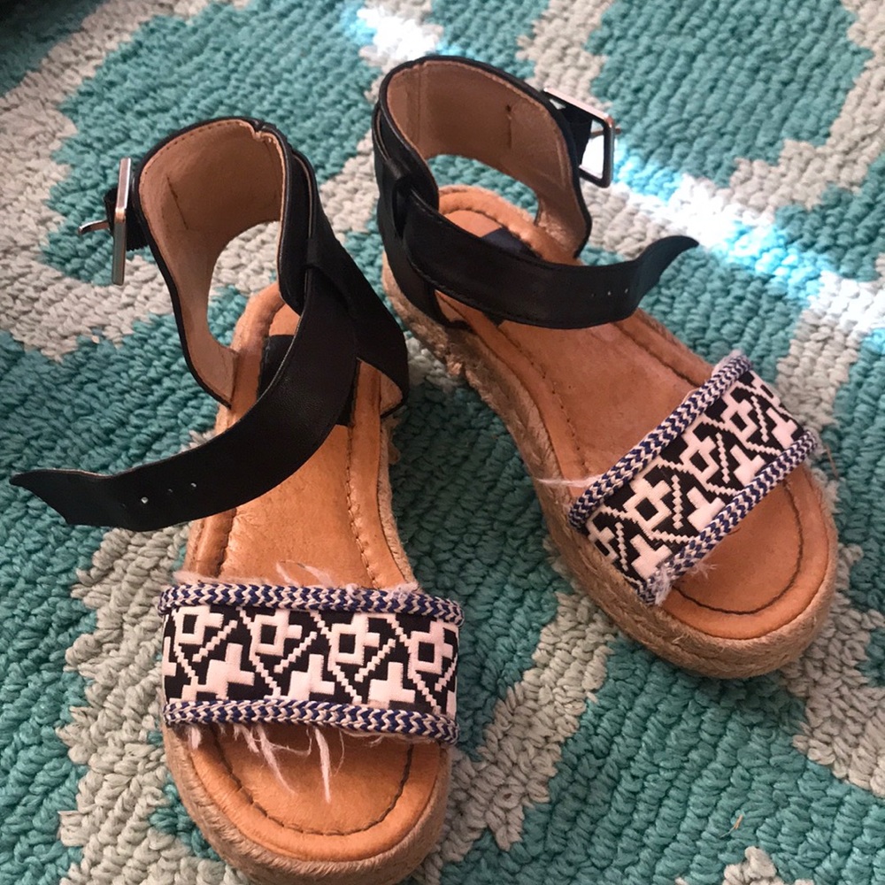 Size 10 toddler Dolce Vita Espadrilles